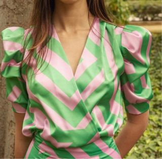 Conjunto fiesta top y pantalón verde y rosa