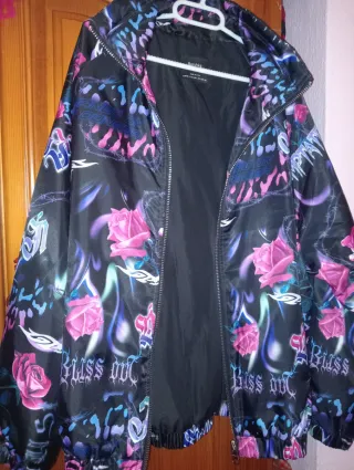 Bomber negra multicolor