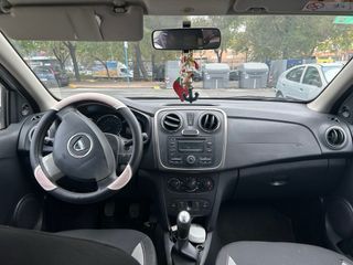 Dacia Sandero 2014