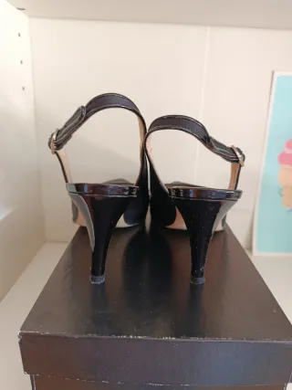 TACONES APERTURA TRASERA 