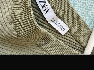 Top asimétrico Zara Talla S