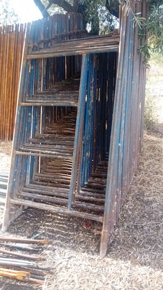 Andamios tradicionales metálicos