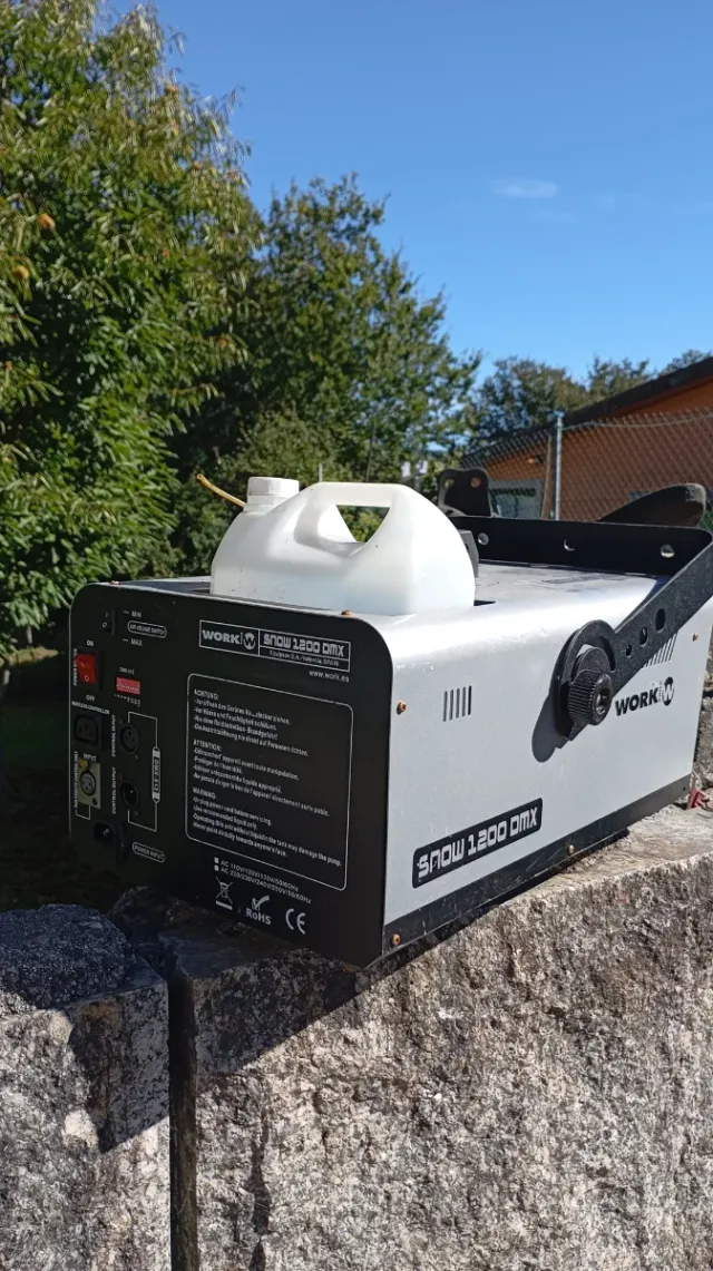 Máquina de nieve WORK SNOW 1200 DMX