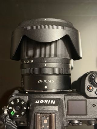 Objetivo Nikon NIKKOR Z 24-70mm f/4 S