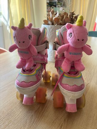 Patines rosas con unicornios con luces en ruedas