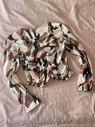 BLUSAS/CAMISETAS
