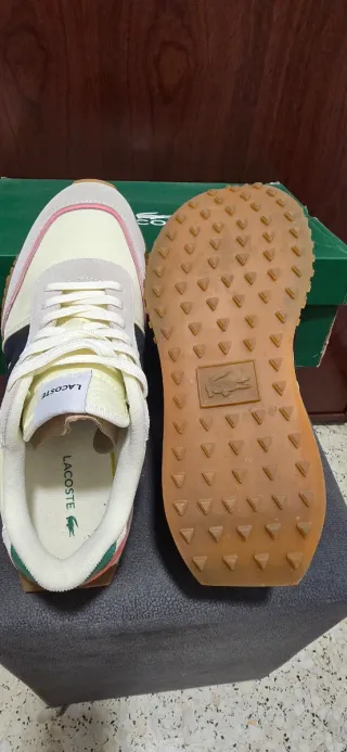 Zapatillas Lacoste originales.