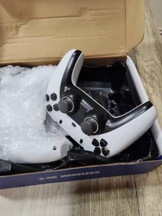 Consola de juegos inalámbrica 2.4G