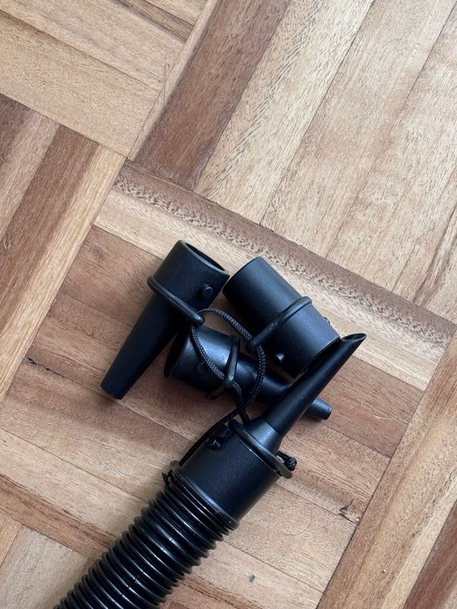 Bomba de pie inflador amarillo