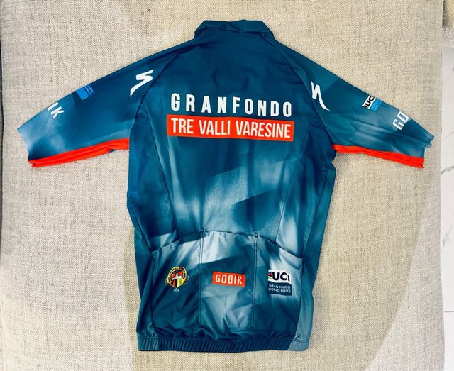 Maglietta di ciclismo Gobik + Calze AggressiveBike