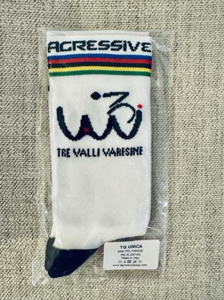 Maglietta di ciclismo Gobik + Calze AggressiveBike