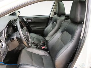 Toyota Auris Hybrid Advance