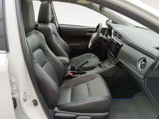 Toyota Auris Hybrid Advance