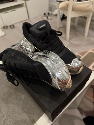 Adidas Ozweego Negro/Plata