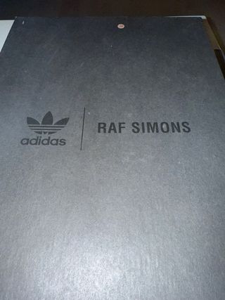 Adidas Ozweego Negro/Plata