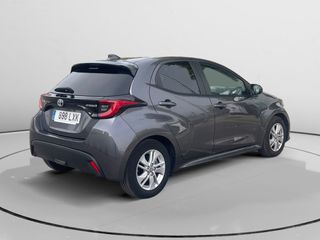 Toyota Yaris Hybrid Style