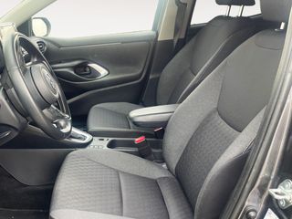 Toyota Yaris Hybrid Style