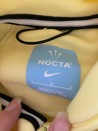 Conjunto Nike x NOCTA Amarillo