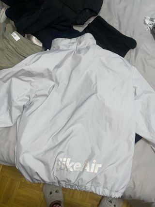 Cortavientos Nike Air Blanco y Negro