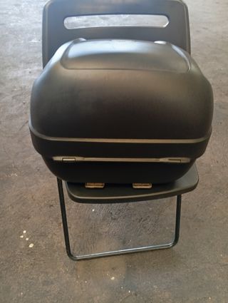 Baúl Moto Givi Negro