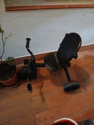 Triciclo infantil negro