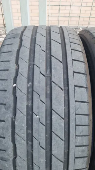 Neumáticos Hankook S1 Evo3  245 45 R18 100Y