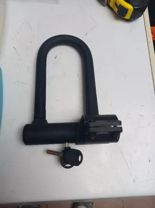 Candado de cable para bicicleta