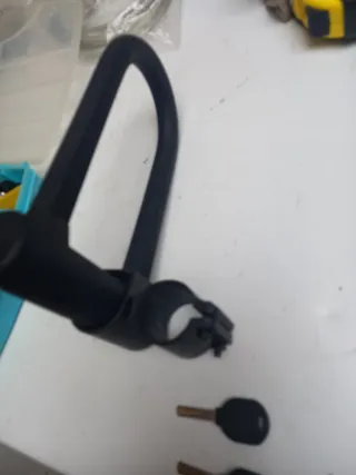 Candado de cable para bicicleta