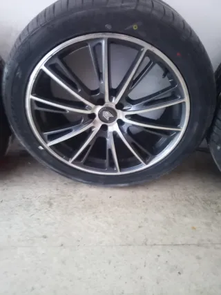 Llantas 20 pulgadas 5/112 buen estado Cambio 5/130