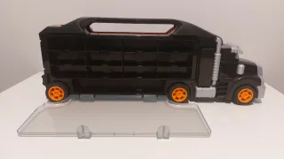 Camión porta coches de juguete Hot Wheels