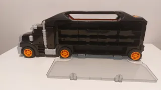 Camión porta coches de juguete Hot Wheels
