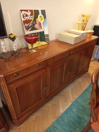 Set de salón de madera de cerezo