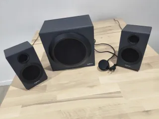 Altavoces Logitech Z333