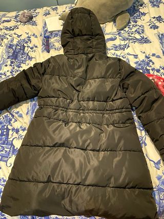 Abrigo Zara Kids Negro Talla 13/14 con Capucha 