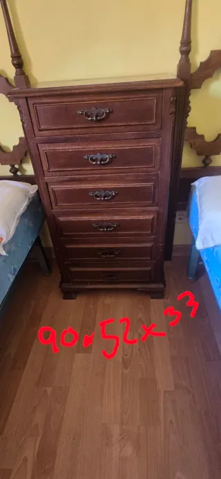 Cajonera alta de madera