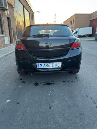 Opel Astra GTC 