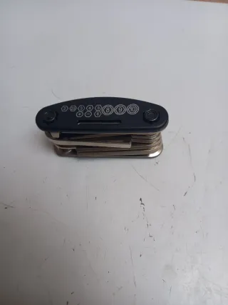 Llave Allen Multiusos Plegable