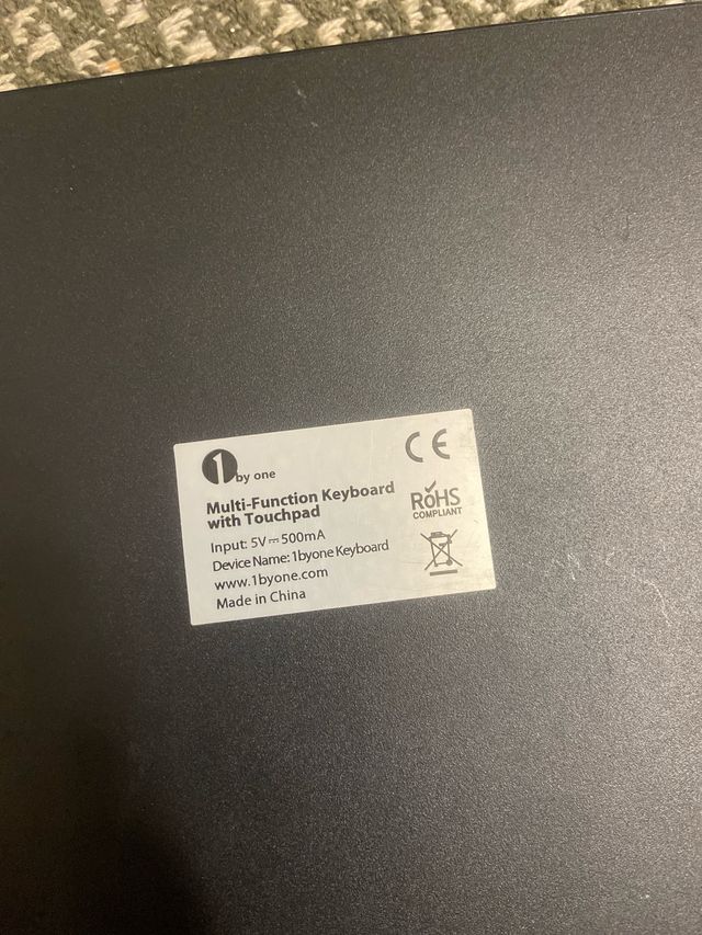 Teclado 1 by one Negro con Touchpad