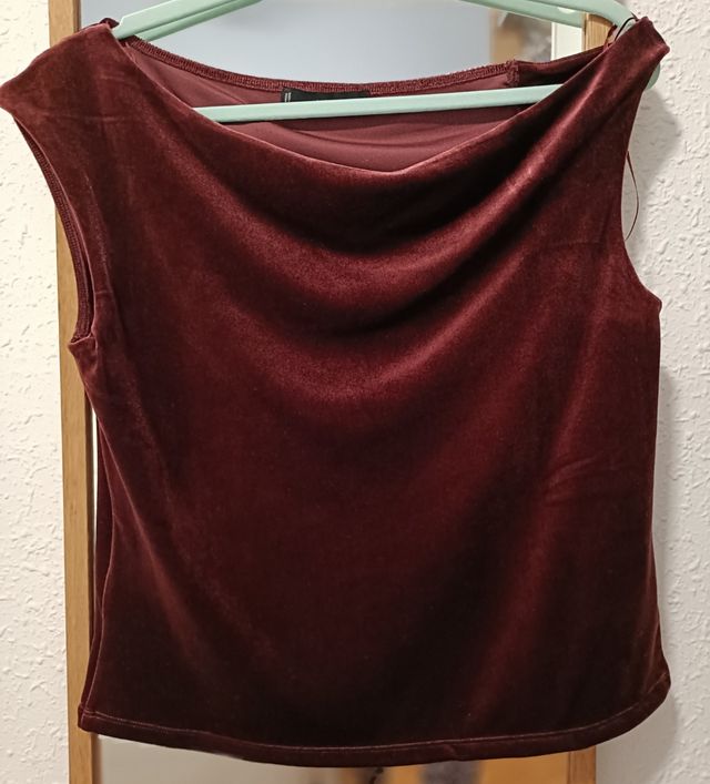Top Terciopelo Burdeos