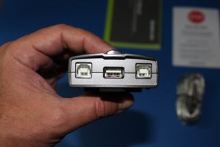 Switch USB 2.0 IOGEAR GUB231 2 Puertos