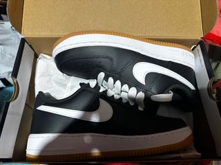 Nike Air Force 1 Negras y Blancas