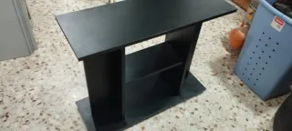 Mueble negro madera 2 estantes