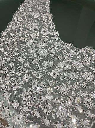 Manteletas Fallera Blancas y Doradas
