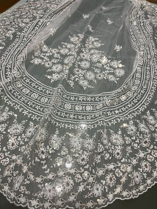 Manteletas Fallera Blancas y Doradas