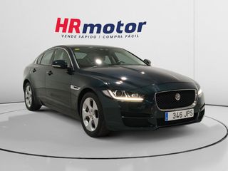 Jaguar XE Pure