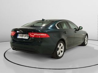 Jaguar XE Pure