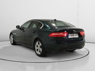Jaguar XE Pure
