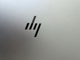 HP Pavilion Plus 14-eh1xxx i5 Plata