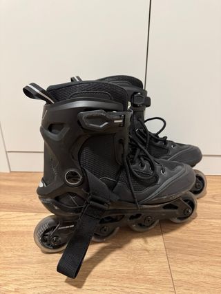 Patines en línea negros