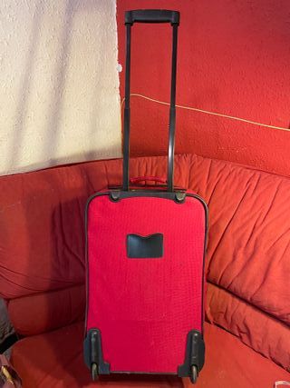 Maleta de Viaje Protege Roja con Ruedas